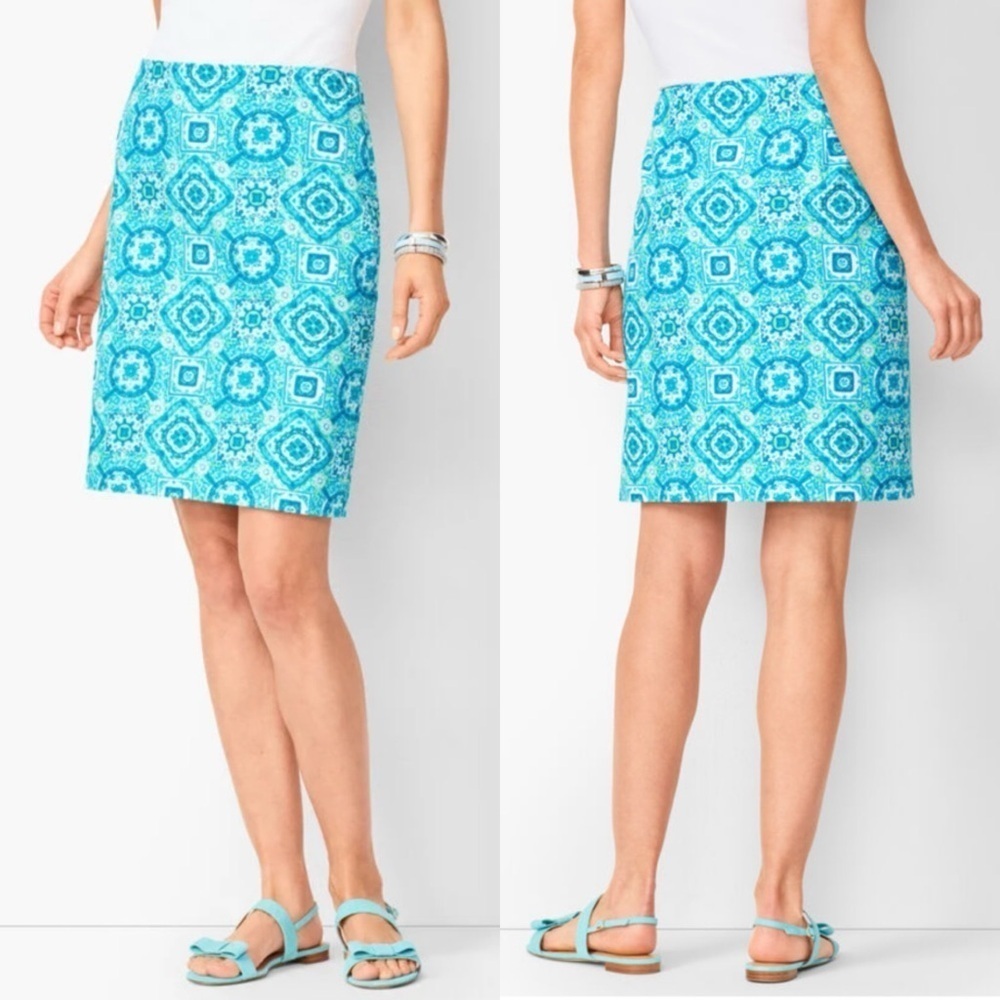 TALBOTS Beachy Blue Floral Canvas Cotton Resort Golf Country Club A-line Skirt